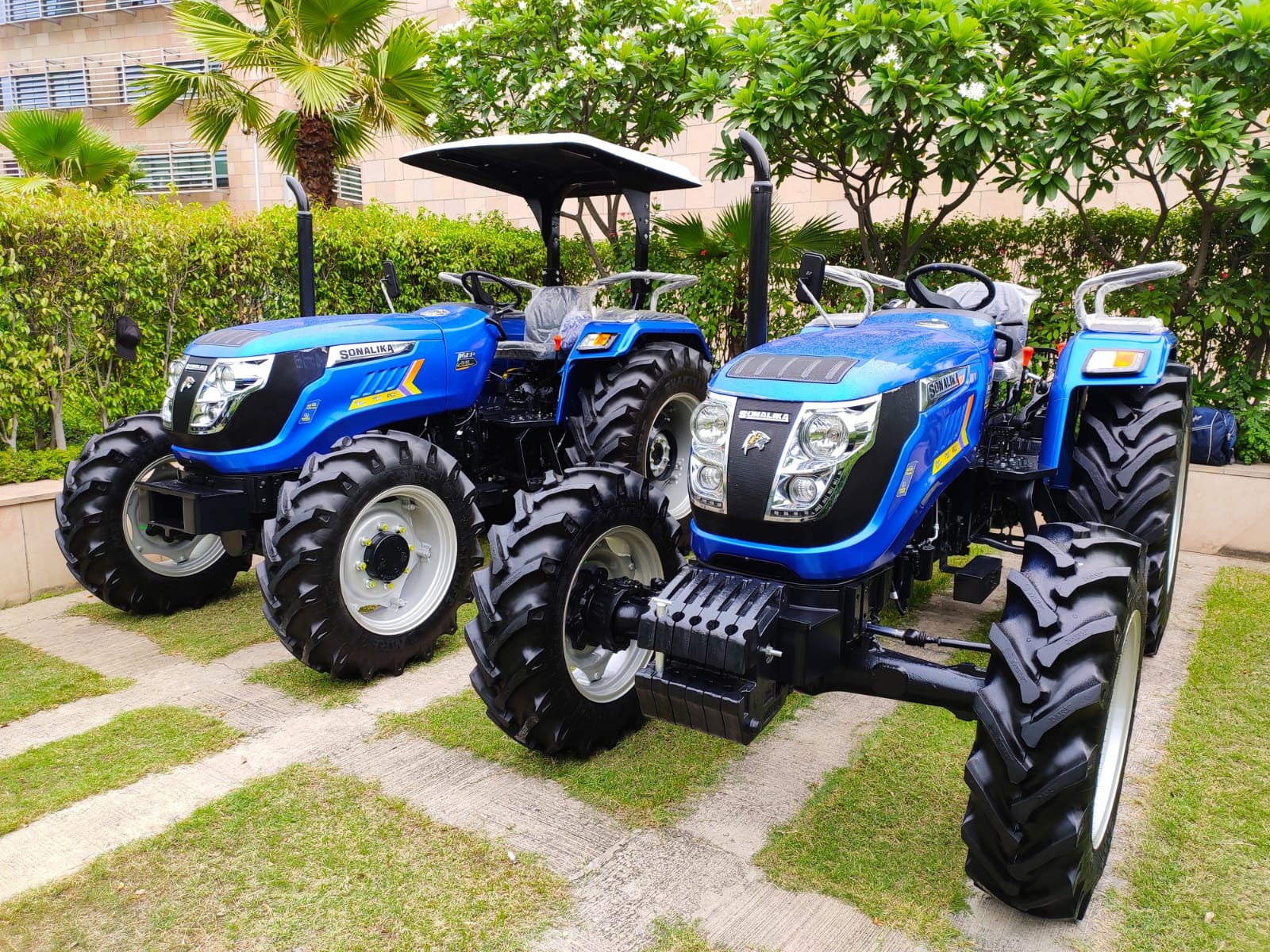 Sonalika Tractors products