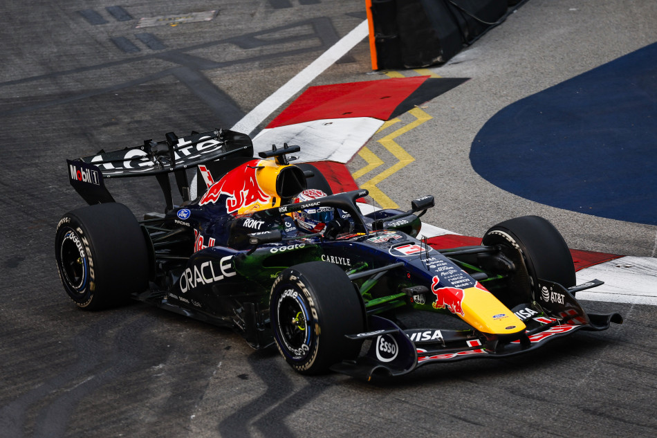 Max Verstappen Red Bull Racing Ford Formula 1 Singapore Grand Prix Sprint Pole